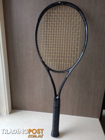 Head Custom Made Graphene Touch Speed tennis racquet 4 1/2