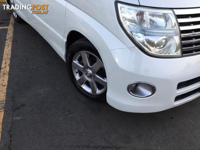 2006 Nissan Elgrand Highway Star E51 Wagon - photo 2 of 20