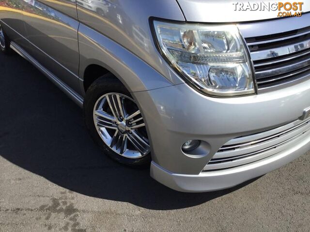2004 Nissan Elgrand Rider E51 Wagon - photo 2 of 34