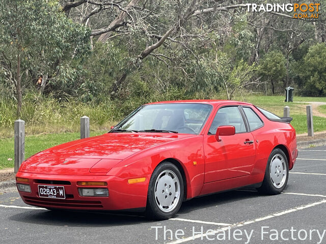 1987 PORSCHE 944   