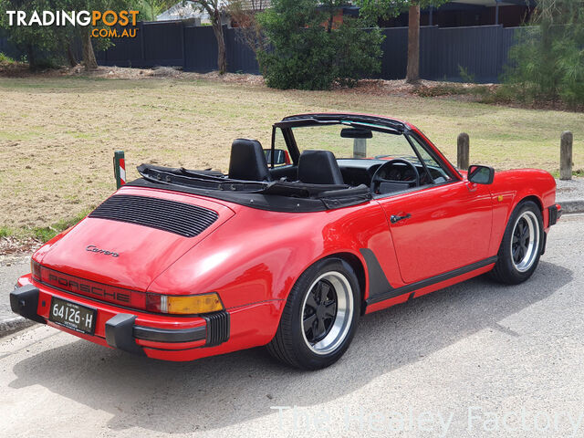 1985 PORSCHE 911   