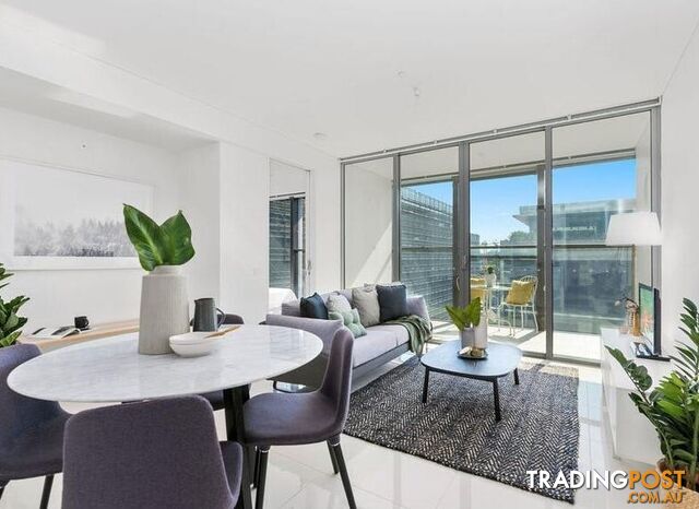 816/18 Park Lane CHIPPENDALE NSW 2008 - photo 2 of 11
