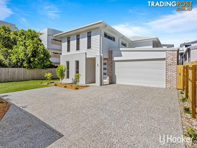 16a Robert Street CLONTARF QLD 4019