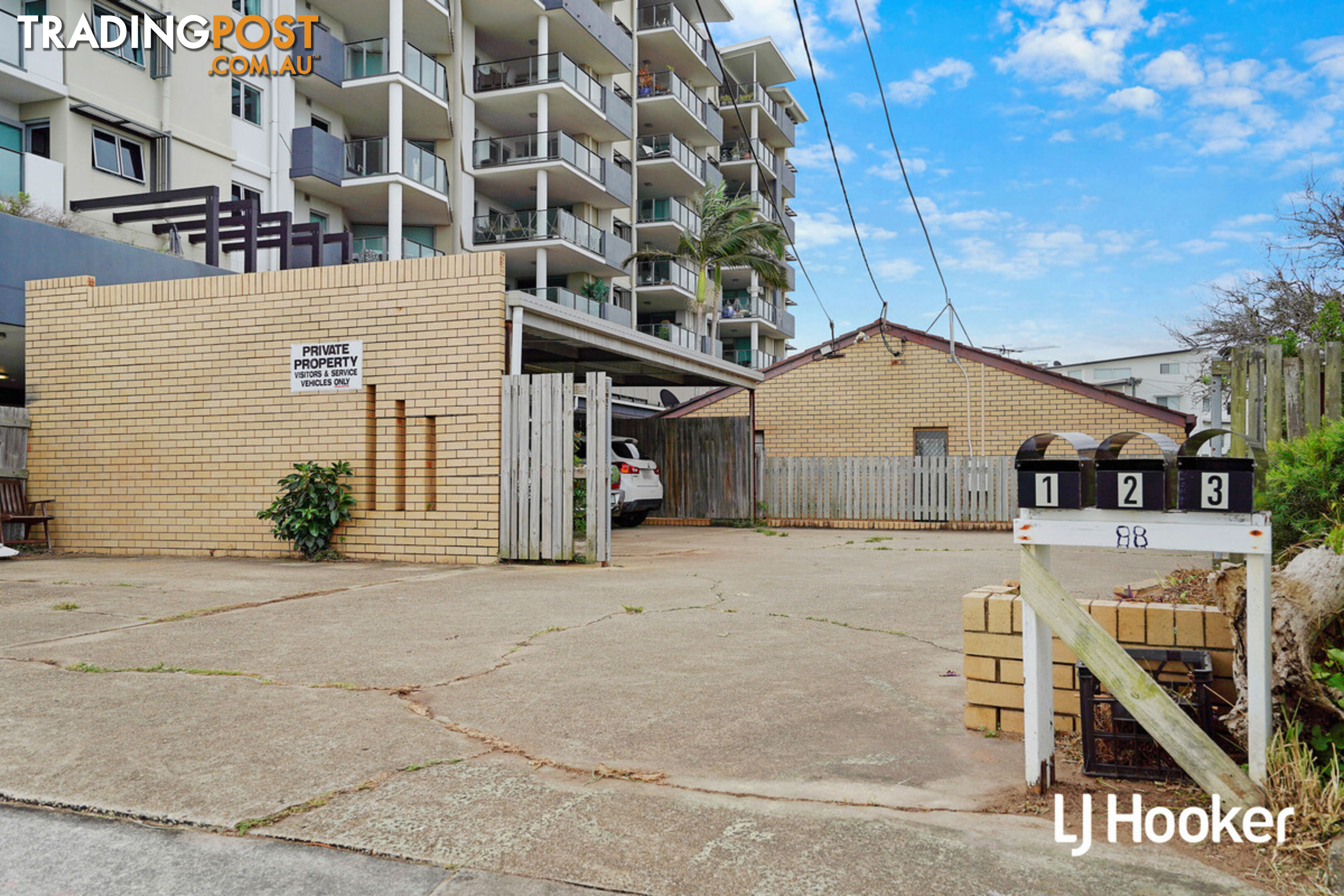 88 Hornibrook Esplanade CLONTARF QLD 4019