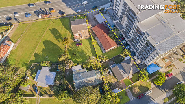 88 Hornibrook Esplanade CLONTARF QLD 4019