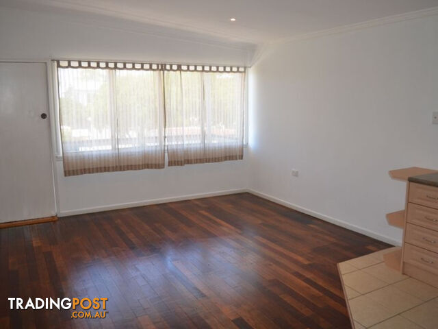 1/2 Short Street WOODY POINT QLD 4019