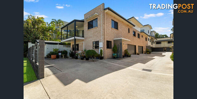 1/12-14 Georgina Street WOODY POINT QLD 4019