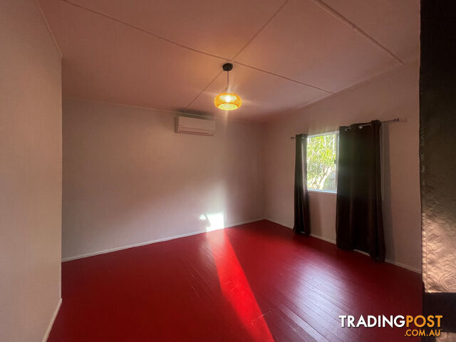 18 Long Street CLONTARF QLD 4019