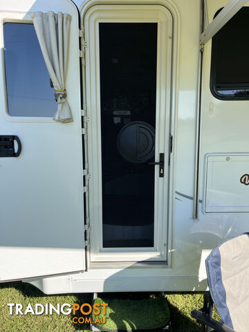 2019 Kea Discovery 6.4m (21ft) M660 Compact Motor Home