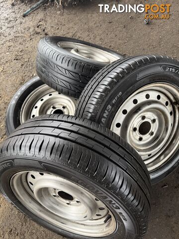 Ford Falcon tyre rims 215/60r16(set )