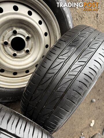 Ford Falcon tyre rims 215/60r16(set ) - photo 4 of 9