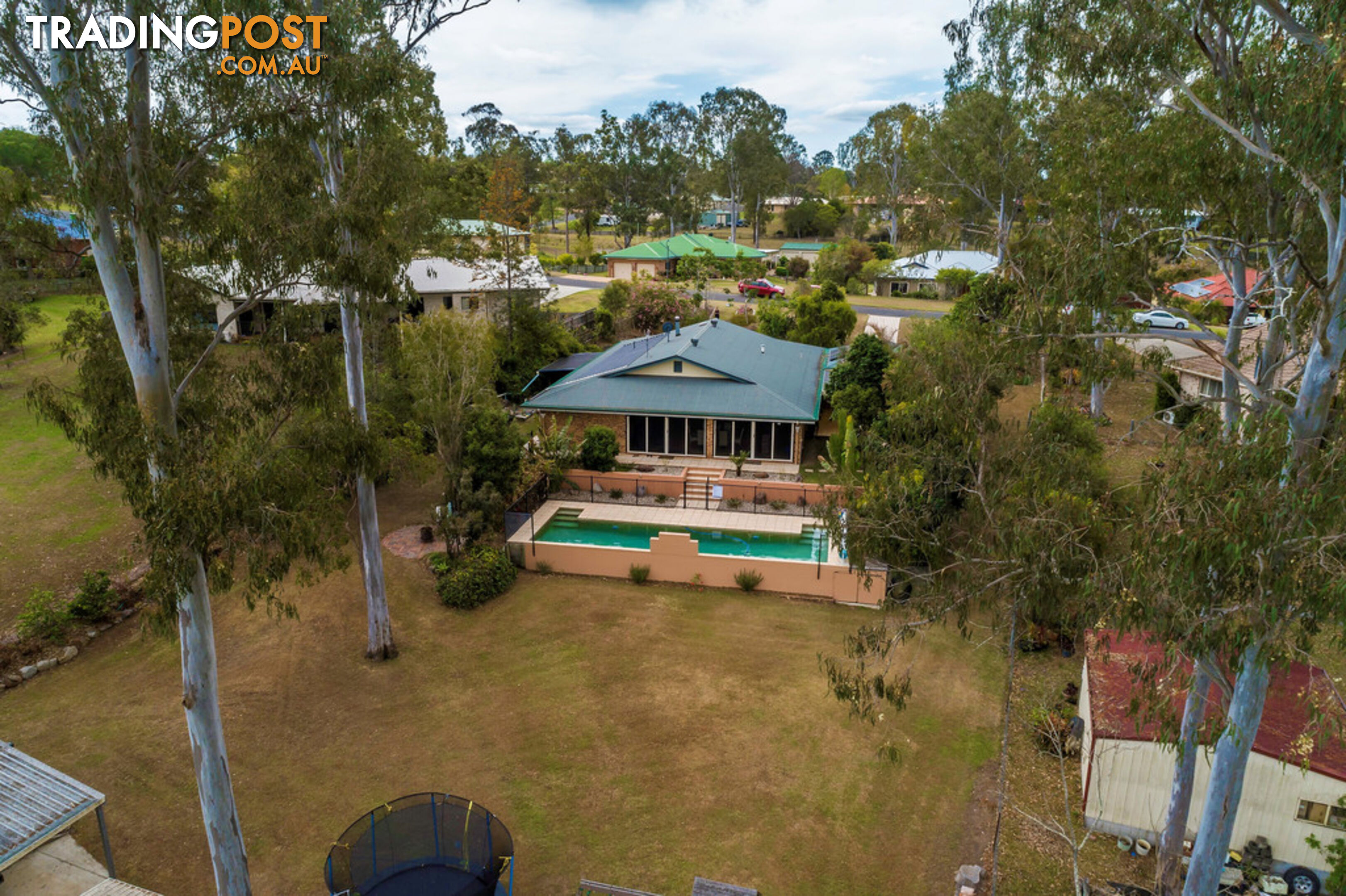 8 Oxford Court SOUTHSIDE QLD 4570
