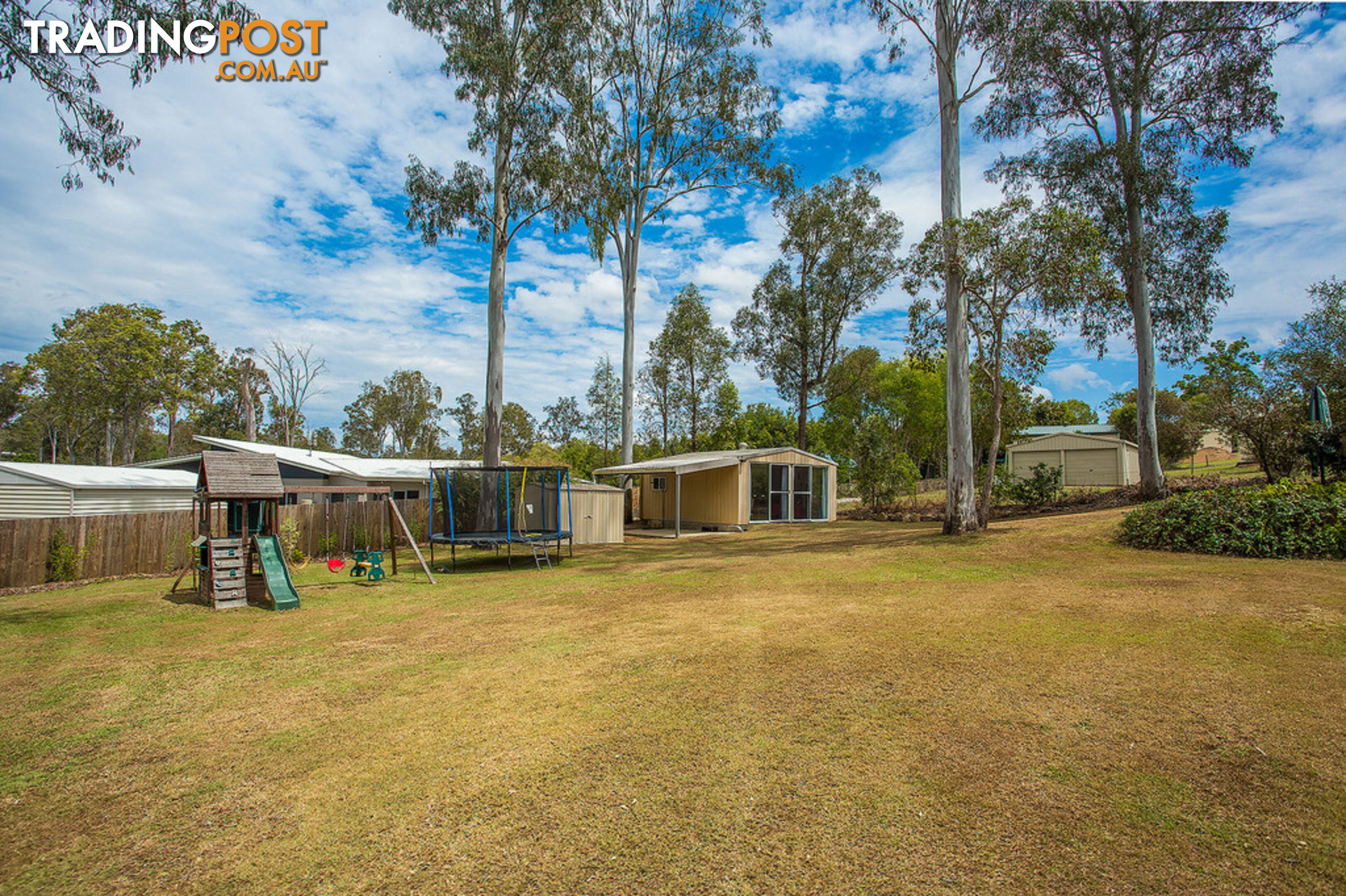 8 Oxford Court SOUTHSIDE QLD 4570