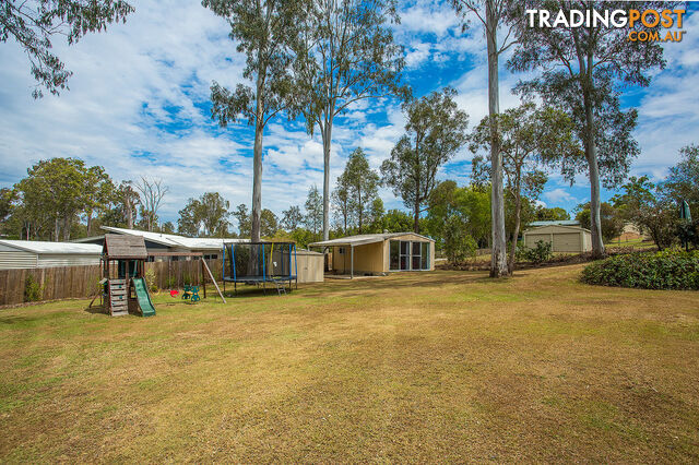 8 Oxford Court SOUTHSIDE QLD 4570