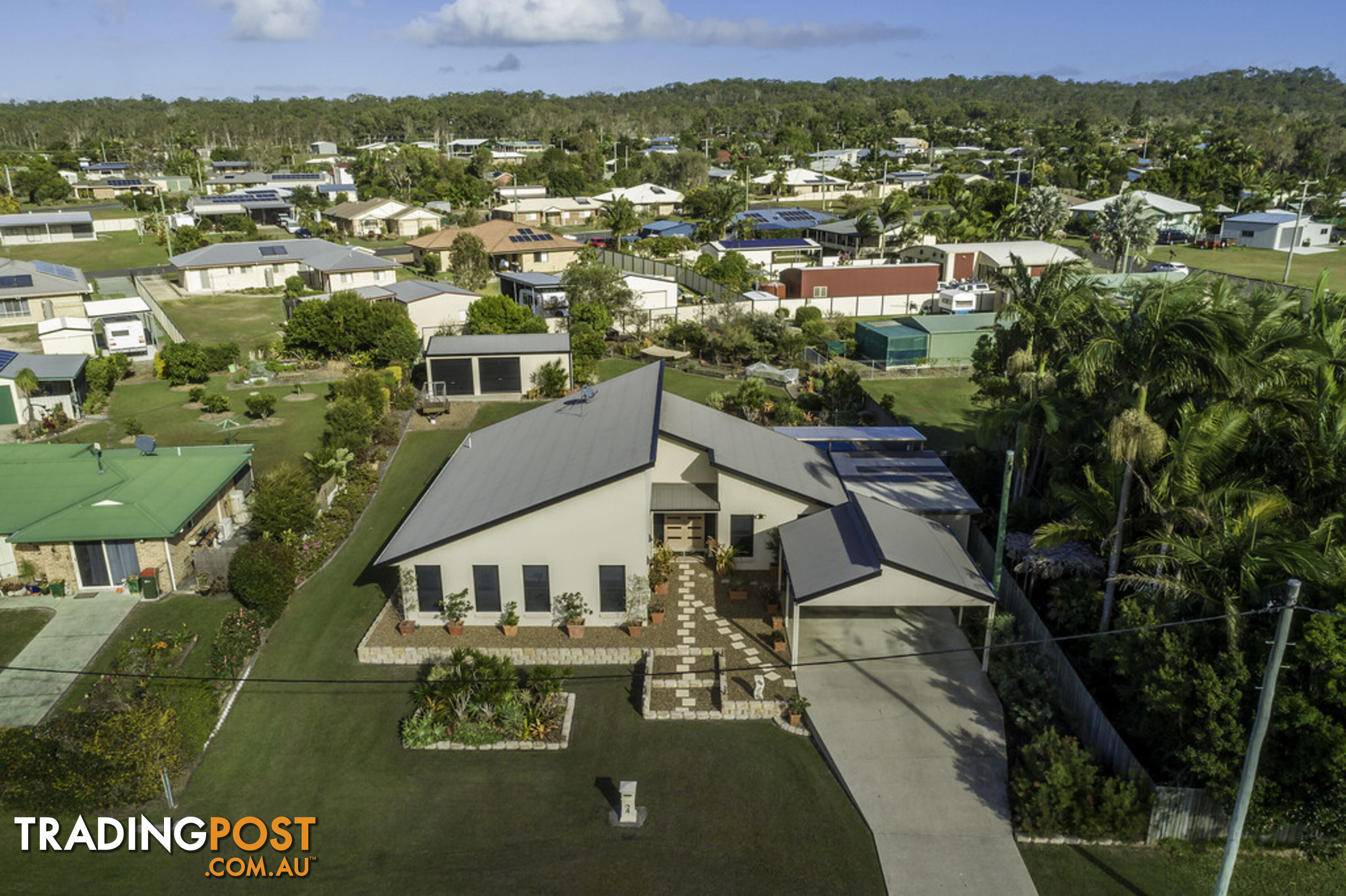 4 Illustrious Court COOLOOLA COVE QLD 4580