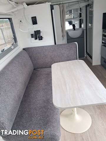 USED STOCK - JAYCO STARCRAFT POP TOP CARAVAN - photo 3 of 12