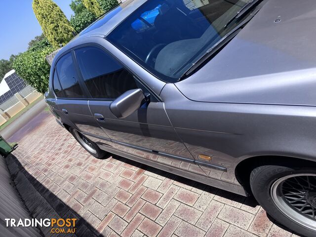 1998 BMW 5 Series E39 535I Sedan Automatic - photo 2 of 8