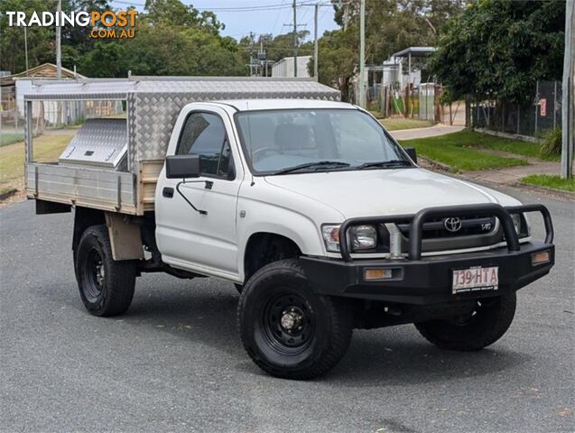 2004 TOYOTA HILUX  VZN167RMY02 CAB CHASSIS