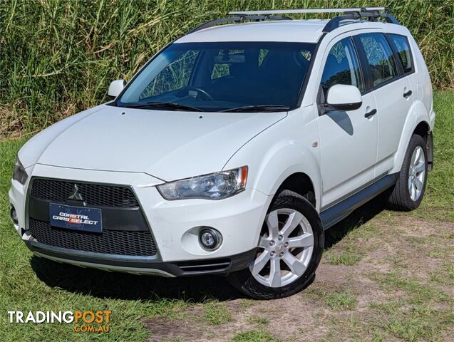 2011 MITSUBISHI OUTLANDER LS ZHMY11 WAGON - photo 3 of 18