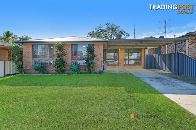 11 Ahina Avenue HALEKULANI NSW 2262