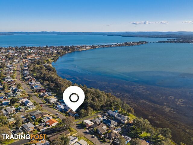 62 Leonard Avenue TOUKLEY NSW 2263 - photo 2 of 18