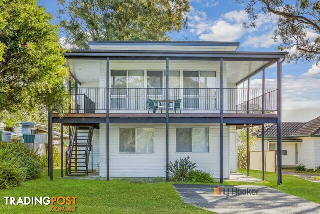 40A The Corso GOROKAN NSW 2263