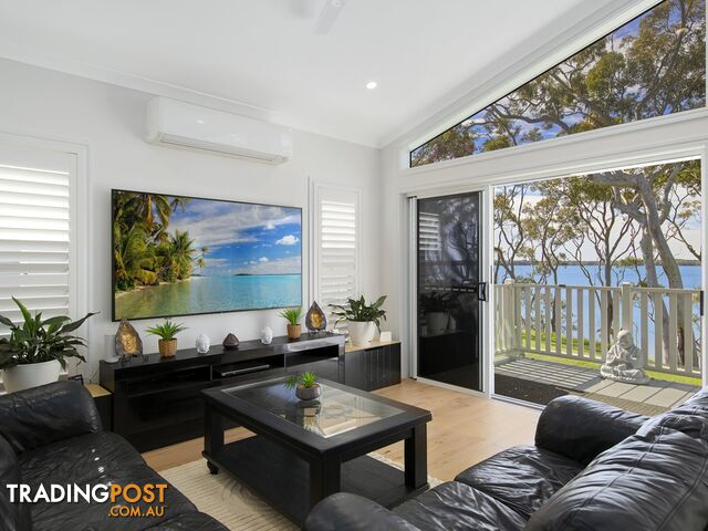 13/2 Macleay Drive HALEKULANI NSW 2262