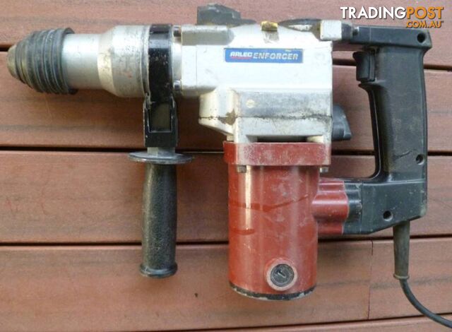 Arlec Enforcer Electric Rotary Hammer Drill Model: KDH650 - photo 4 of 4