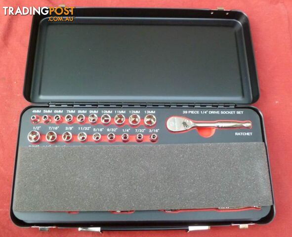 New 39 Piece _Ó Drive GearWrench Socket set - photo 2 of 6