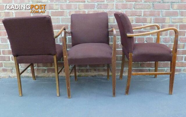 3 Matching Timber Antique Framed Carver Chairs - photo 2 of 6