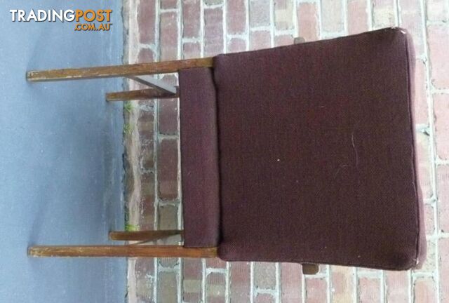 3 Matching Timber Antique Framed Carver Chairs - photo 5 of 6