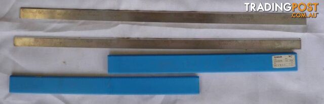 Kadur Planer Knife Blades 640x35x3 (COD CE6435HS1) - photo 2 of 3