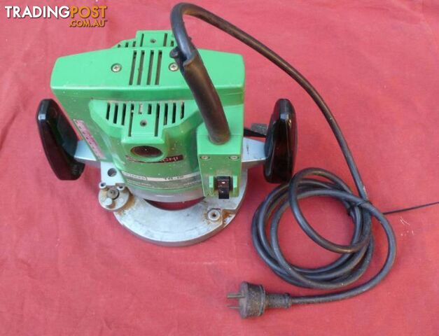 Hitachi TR-12 Plunge Router / _ Inch Router - photo 3 of 7