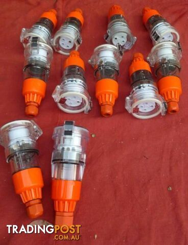 10 Amp 3 Phase Plugs (4 Pin Plugs Male and Female) - photo 2 of 8