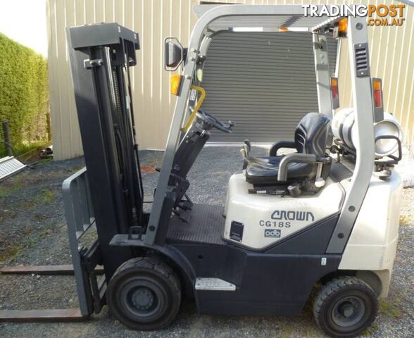 2004 CROWN 1.8 TONNE LP GAS POWERED FORKLIFT (Model CG18S) - photo 5 of 10