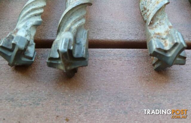 Assorted Hilti SDS Max, SDS and Makita Masonry/Concrete Drill Bit - photo 4 of 9