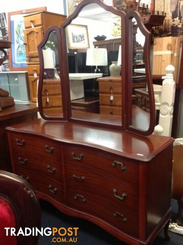 Timber curved dressing table with 3 mirrors