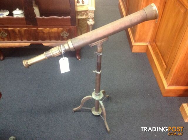 Vintage brass telescope 1927