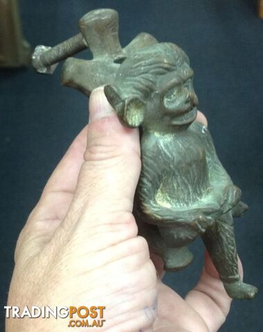 Great old door knocker in the shape of a monkey - photo 2 of 10