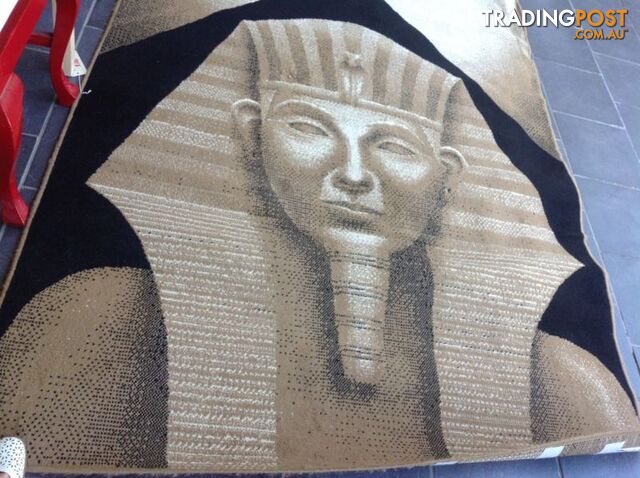 Egyptian face on rug 159cm wide x 220cm long