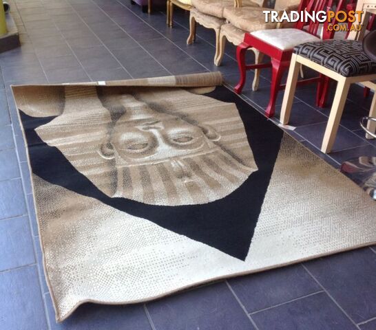 Egyptian face on rug 159cm wide x 220cm long - photo 2 of 4