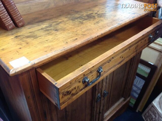 Gorgeous buffet huon timber - photo 3 of 10