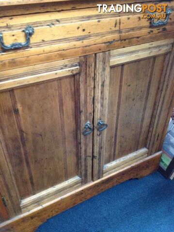 Gorgeous buffet huon timber - photo 2 of 10
