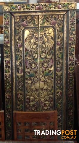 Antique hardwood doors with frame. Great for wine cellar - photo 4 of 10