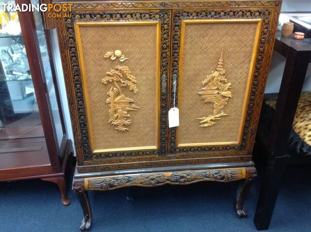 Old Chinese cabinet which swivels