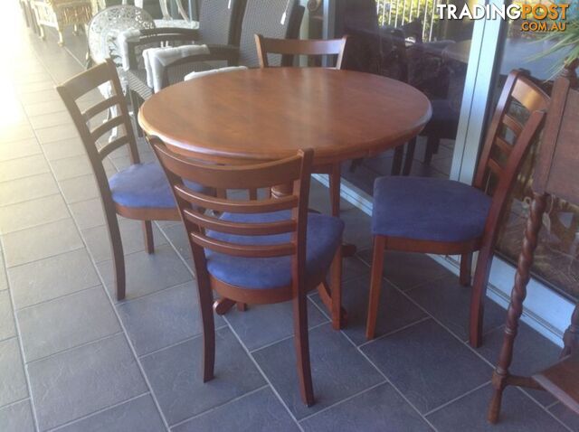 BRAND NEW dining table and chairs