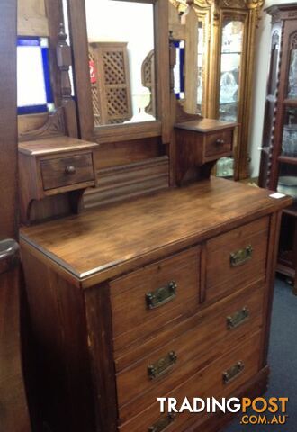 Dressing table with mirror side cabinet