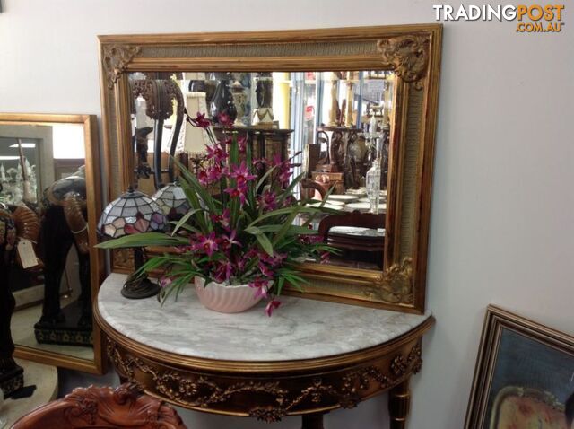 Quality gold ornate wall mirror