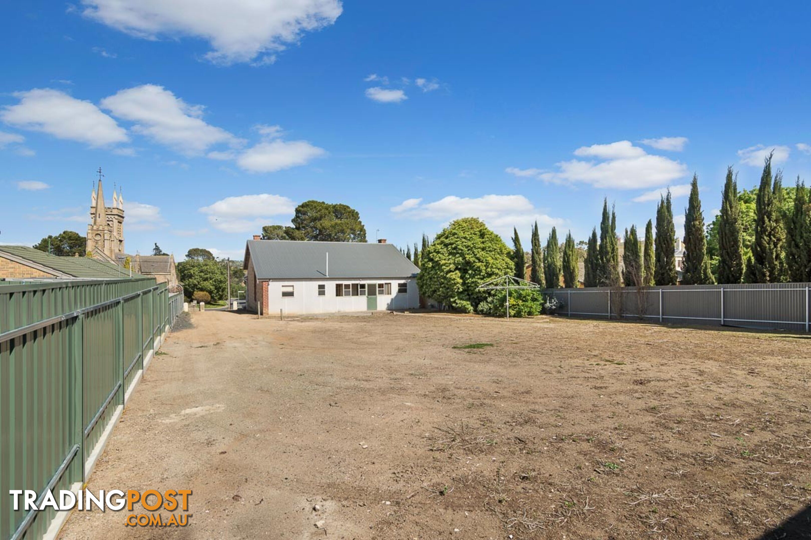 6 Alfred Place STRATHALBYN SA 5255