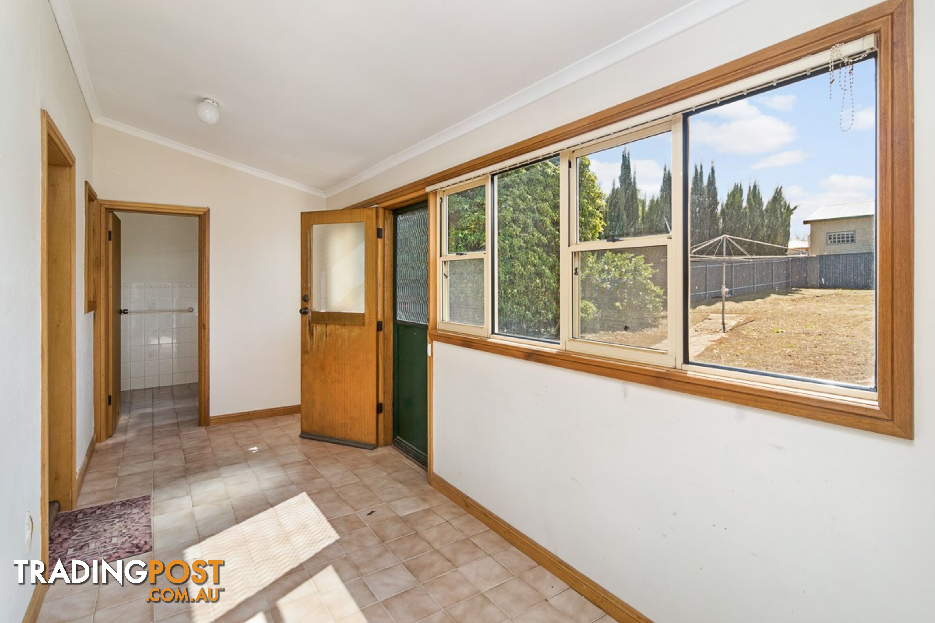 6 Alfred Place STRATHALBYN SA 5255